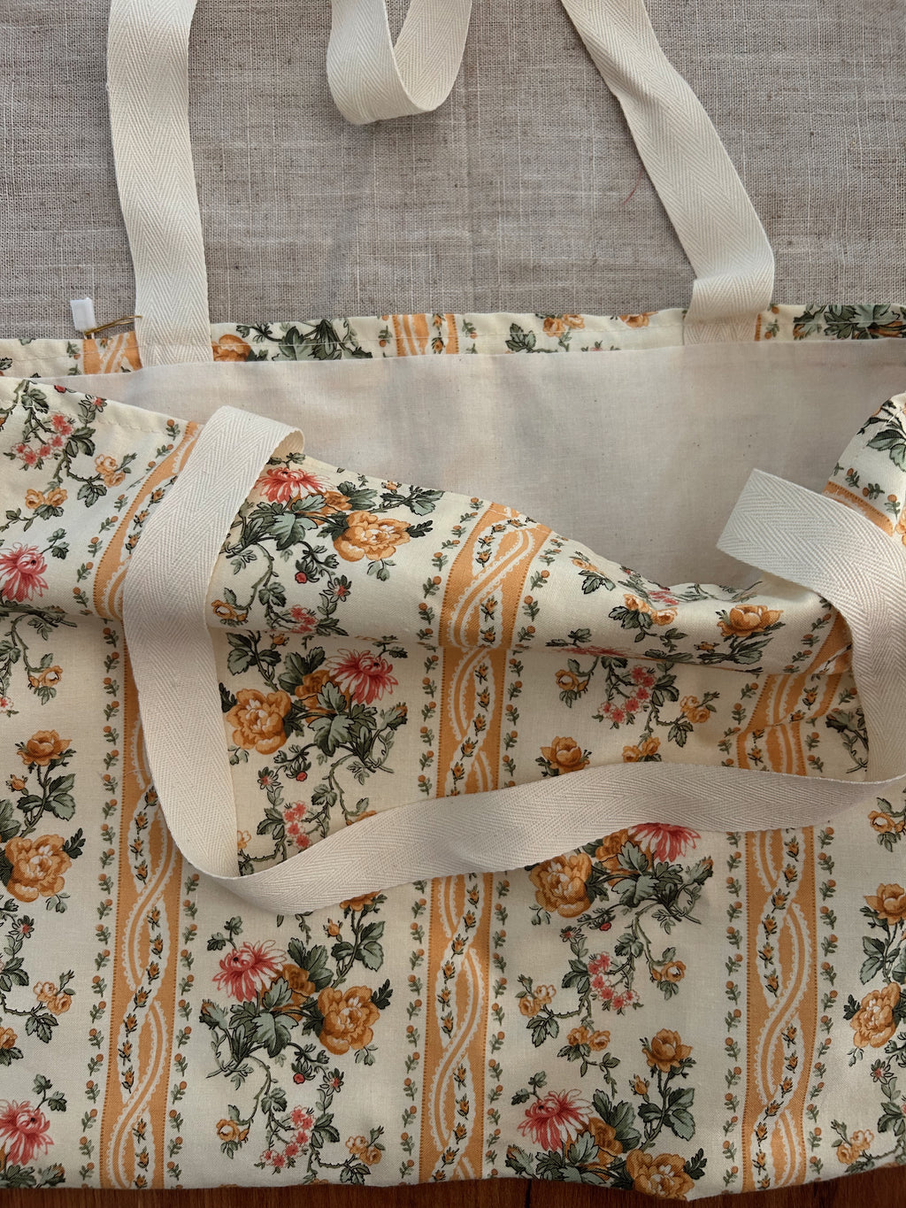 Garden Floral tote
