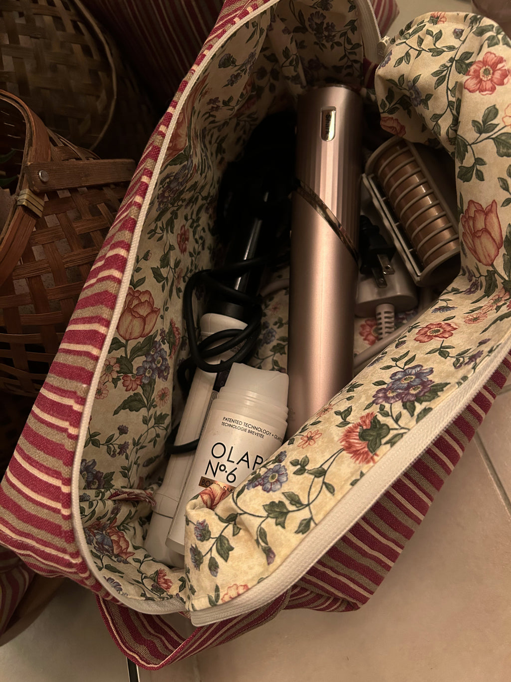 XL toiletry bag