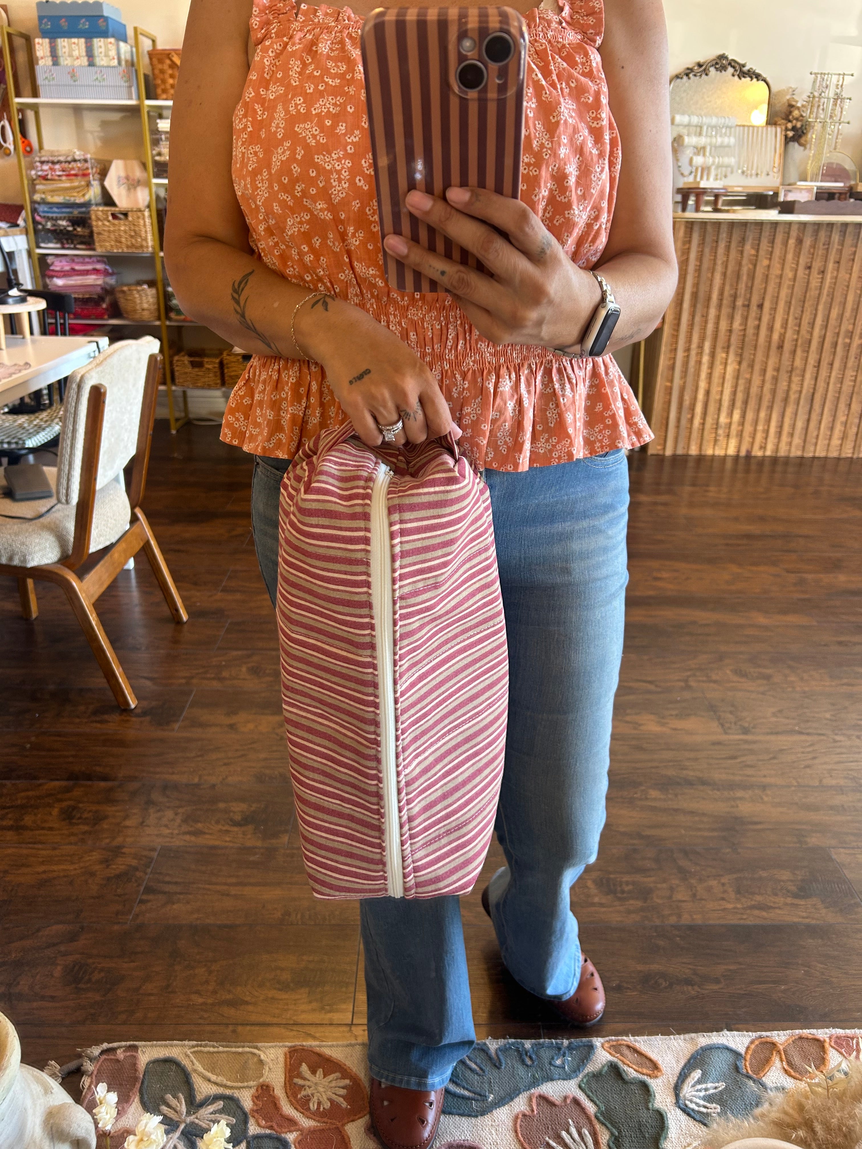 XL toiletry bag