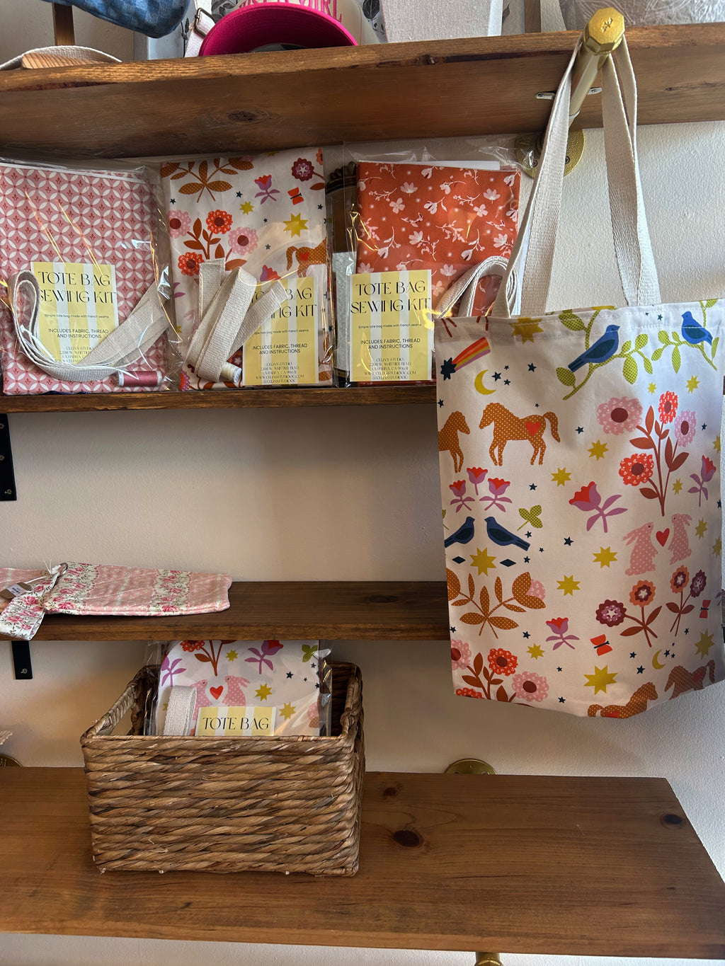Tote bag sewing kit- Ruby star Horse & Bunny flowers.