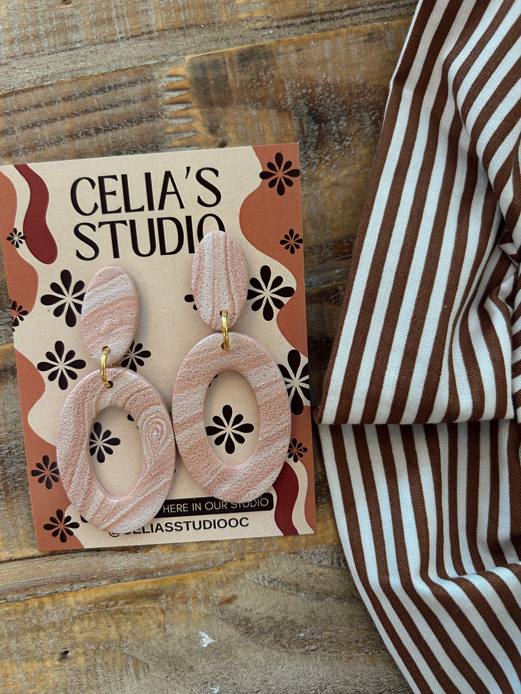 Kelly in Terra cotta swirl