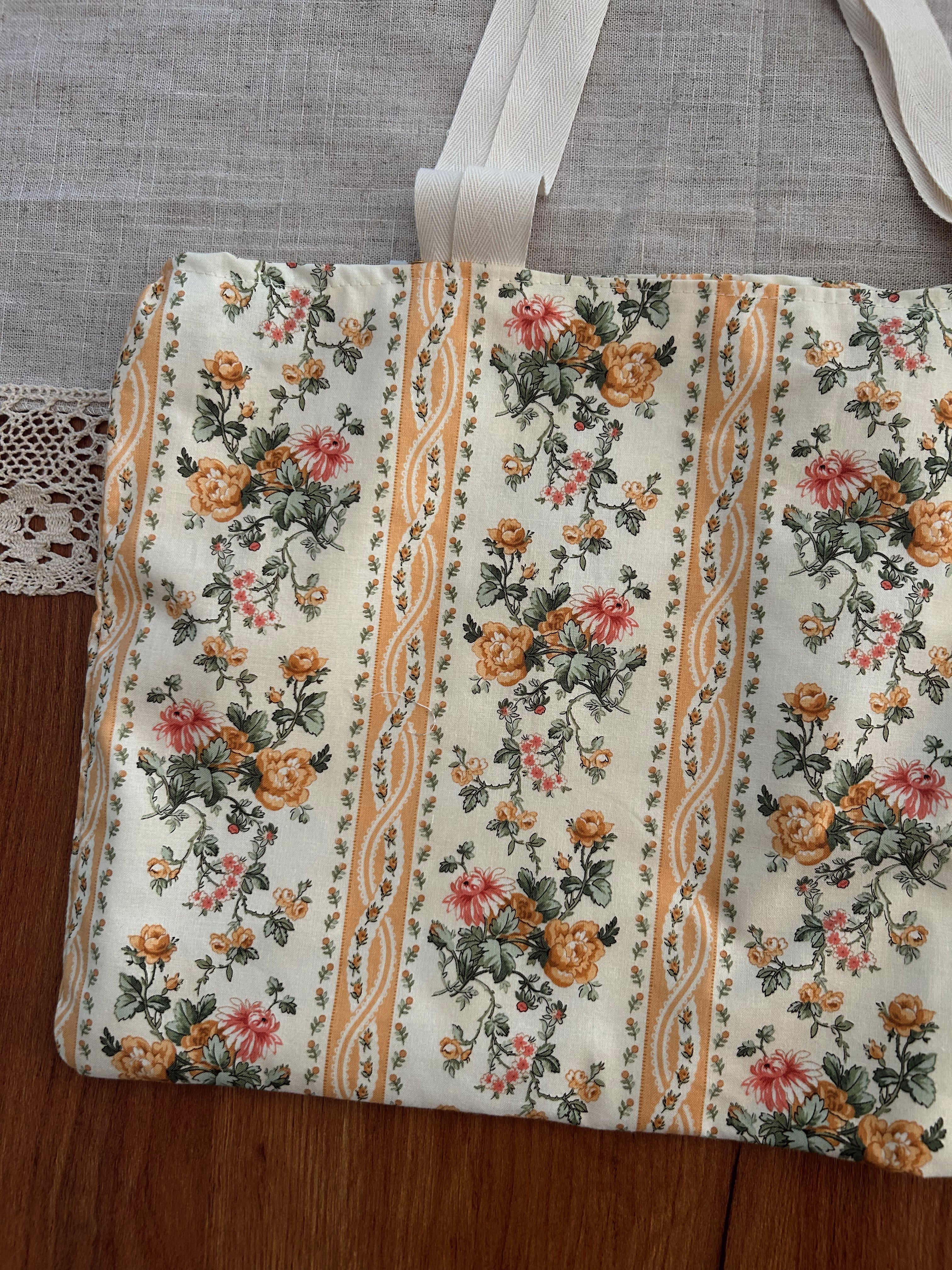 Garden Floral tote