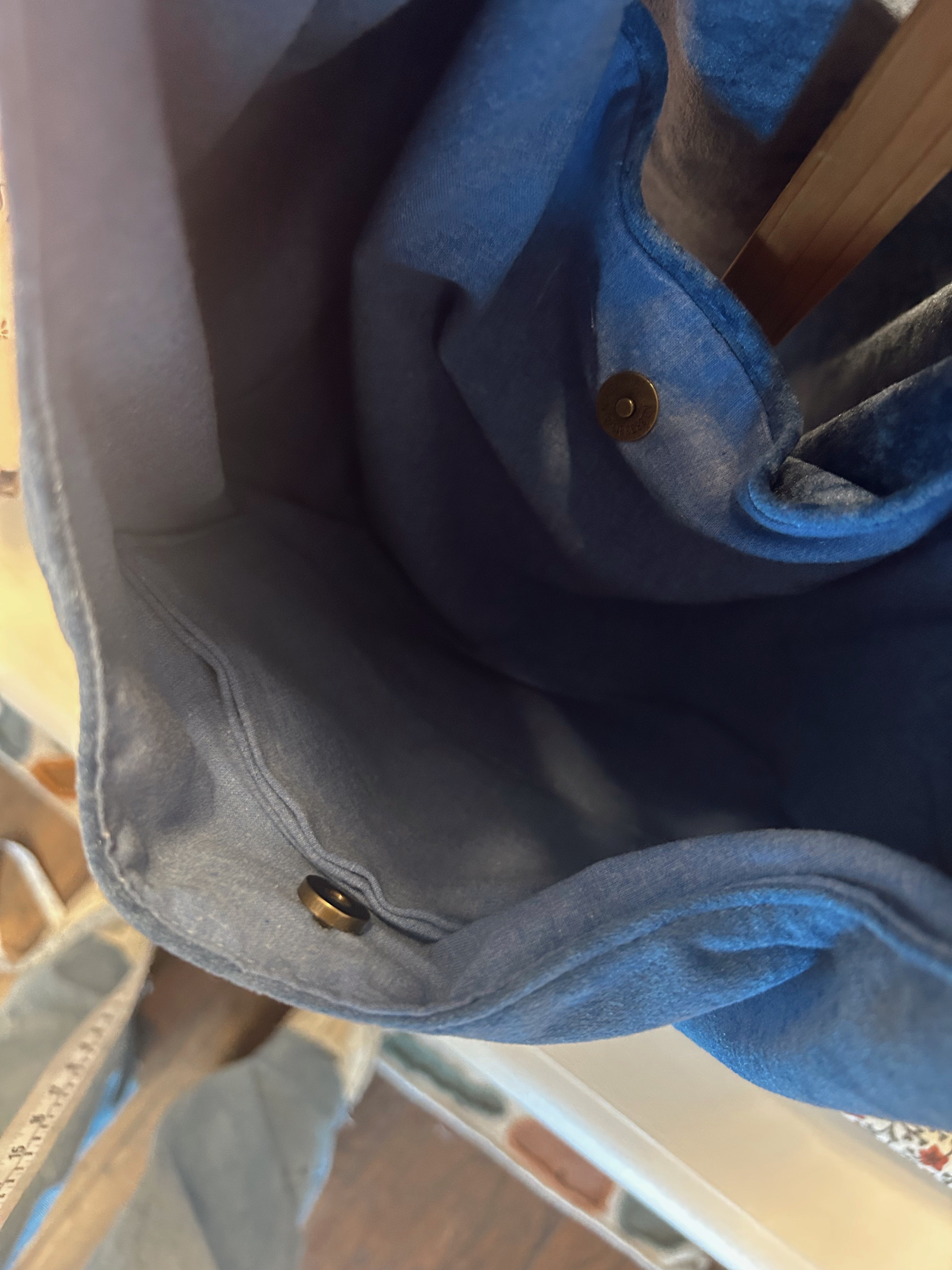 Blue faux suede hobo purse