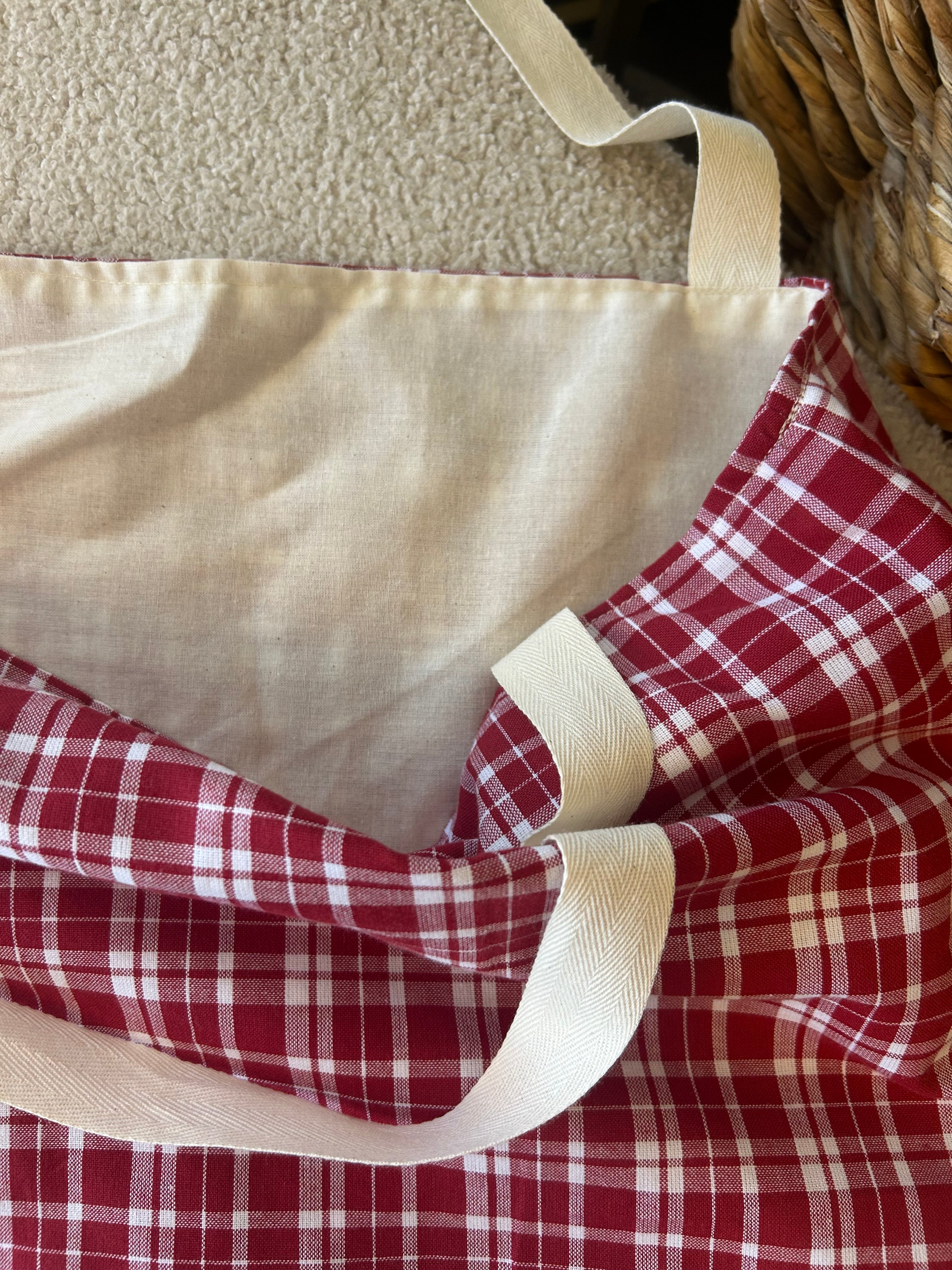 Red checkered tote