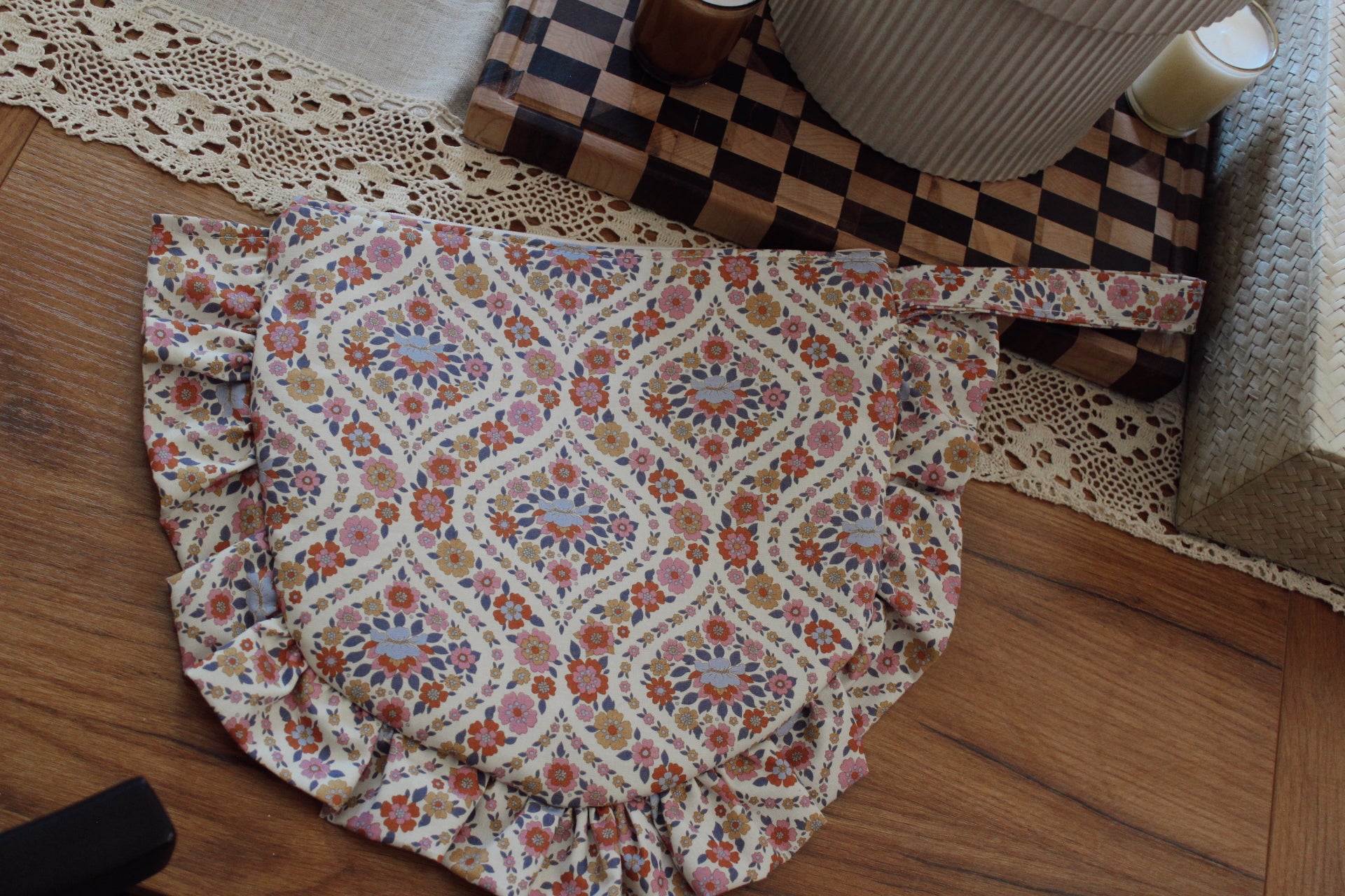 Floral clutch in Fanny print