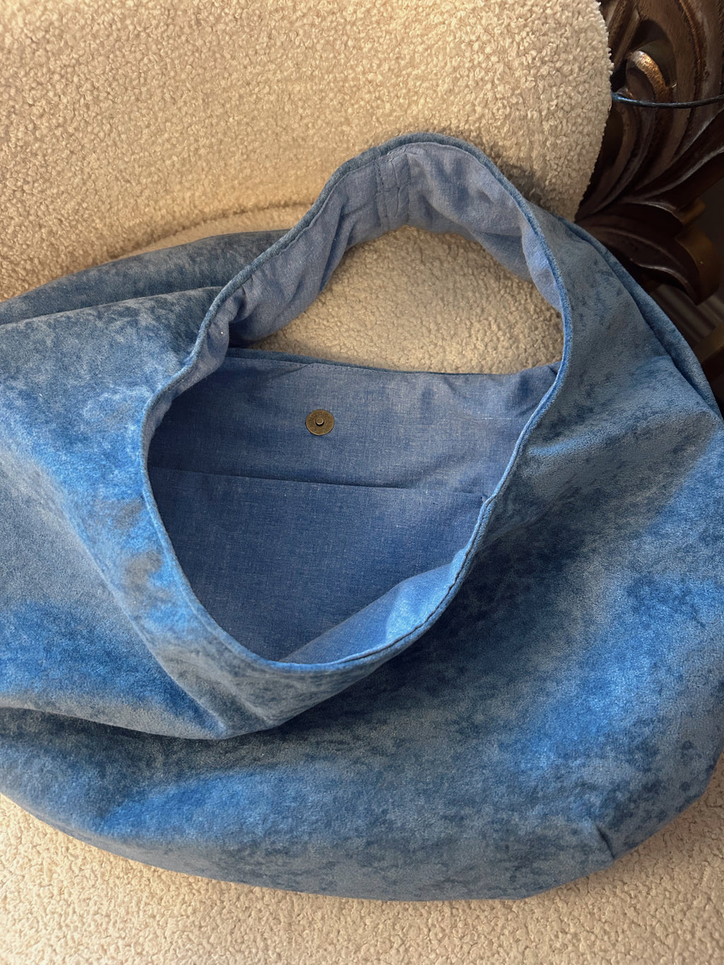 Blue faux suede hobo purse