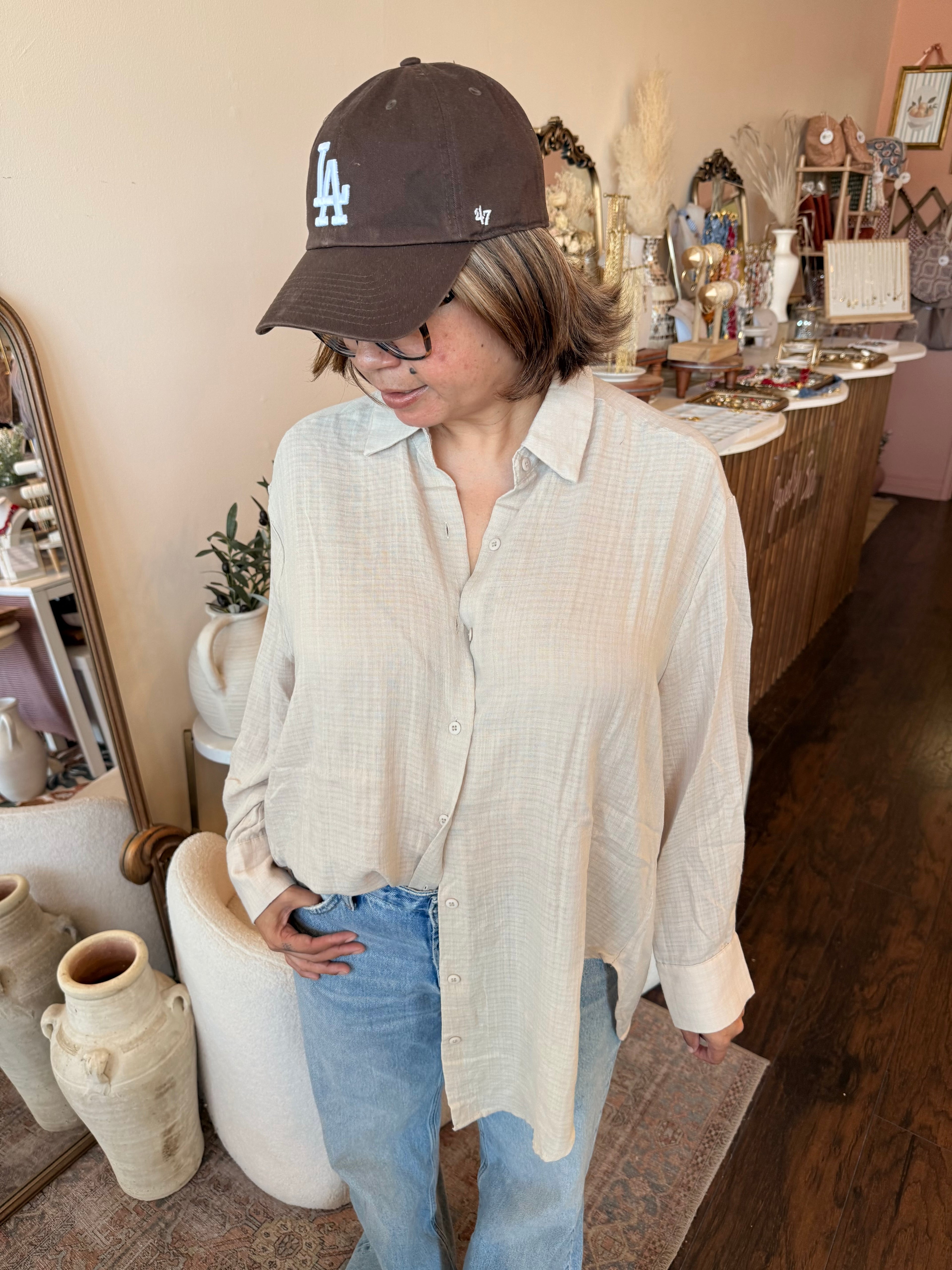 Button down relaxed top Beige