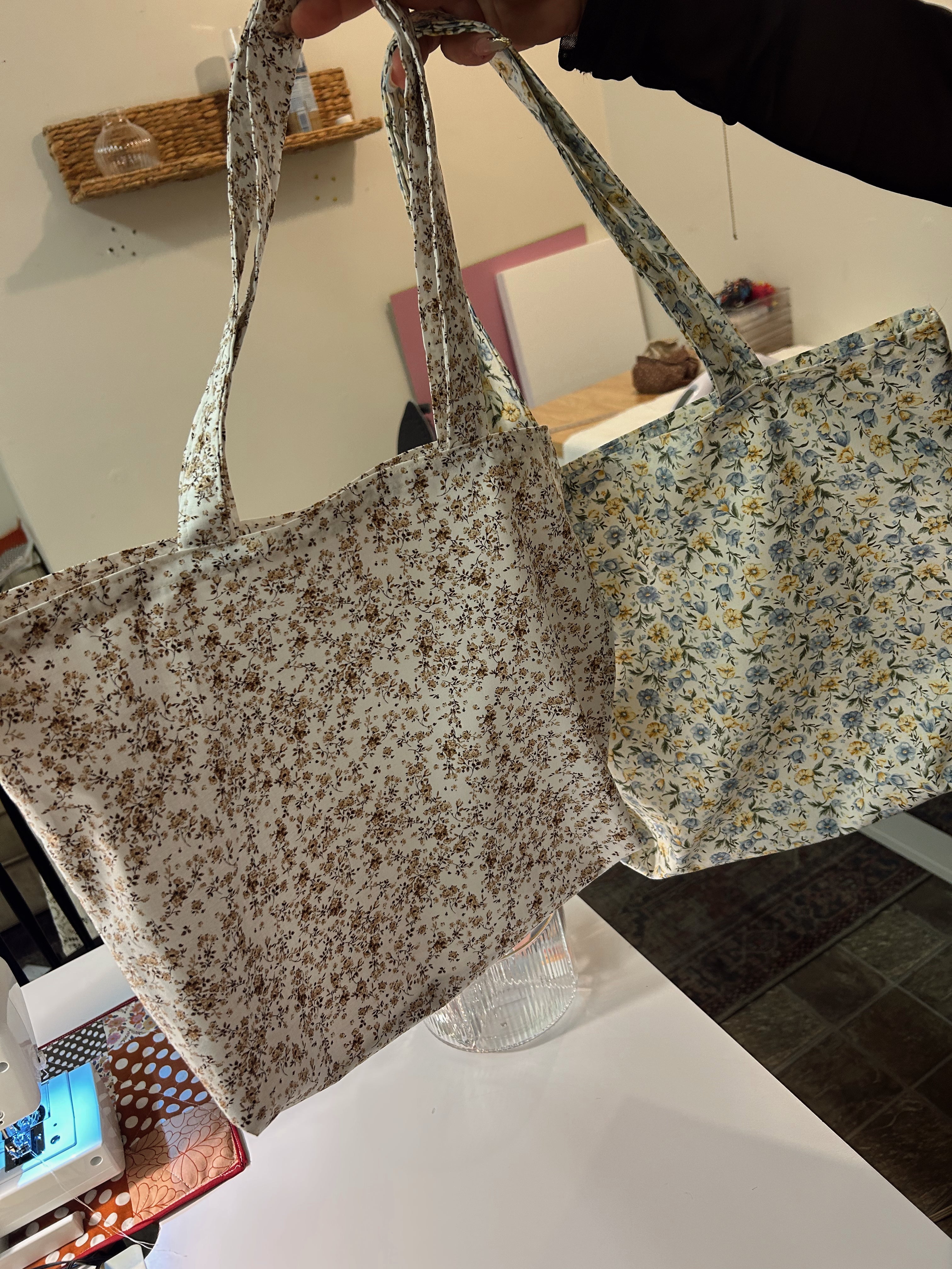 Sew a Basic tote Thursday 9/4 6:30p-8:30p