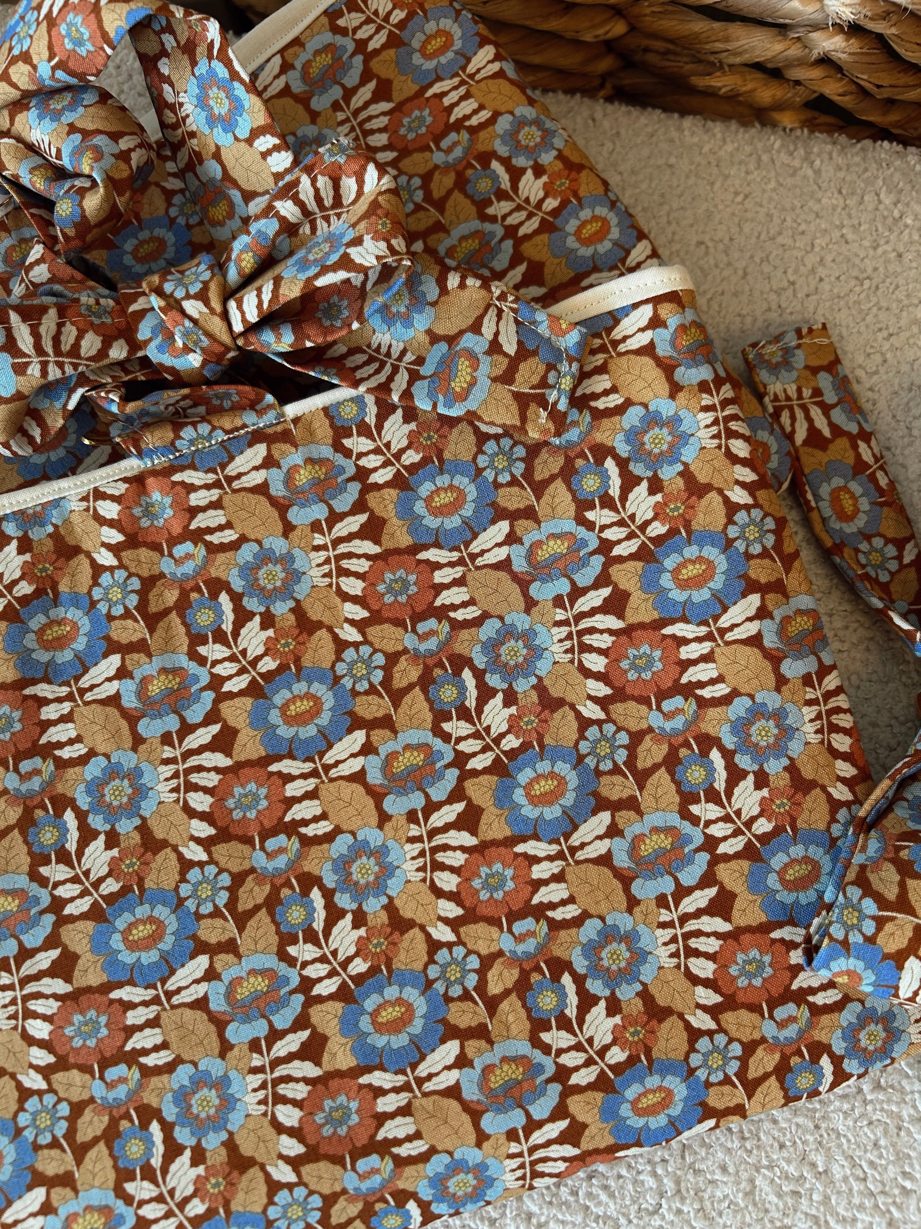 Book Sleeve in Brown floral print