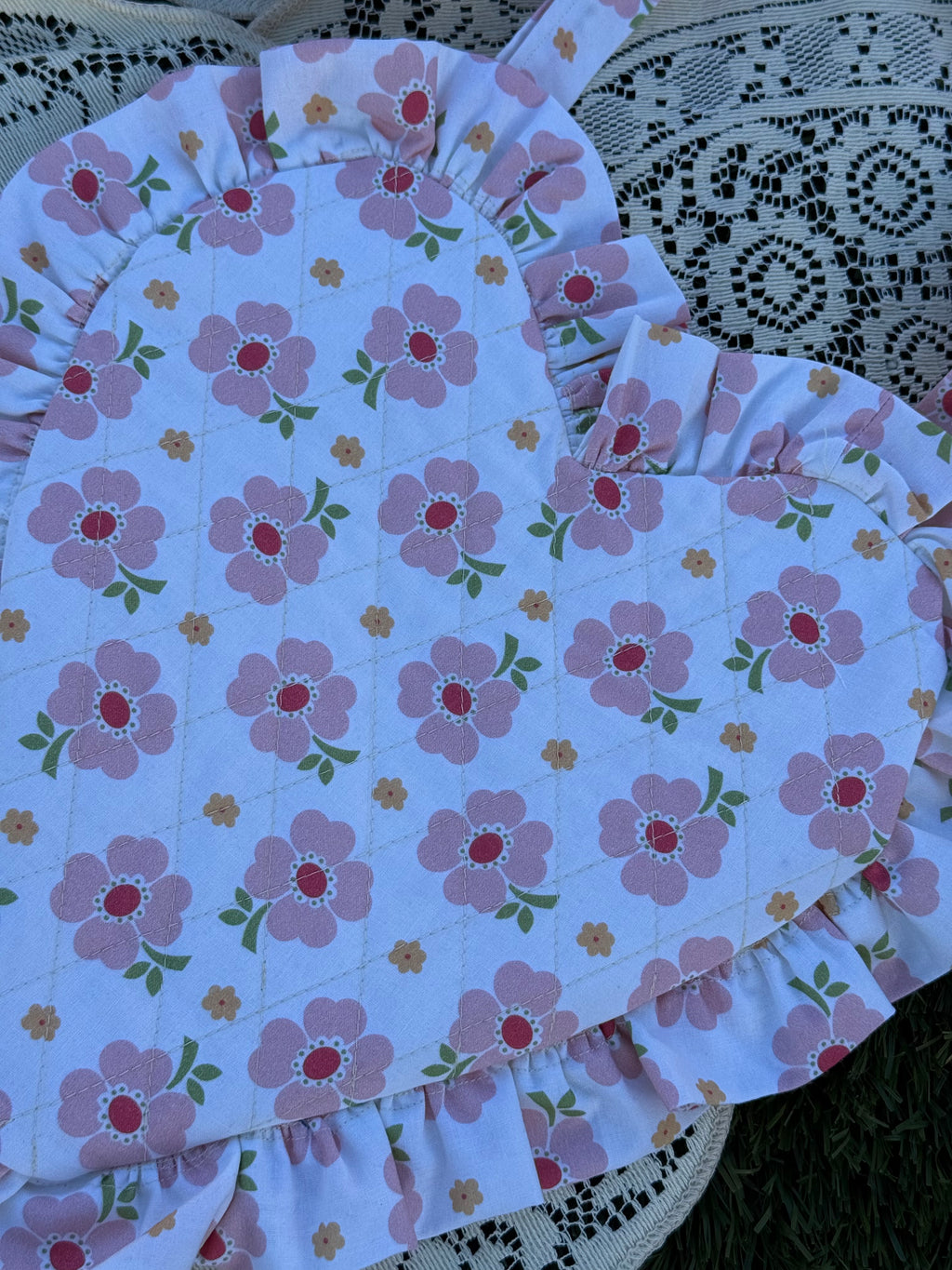 Quilted Ruffle heart bag & Heart pillow class 2 day 1.5 hour Ages 9-Adult