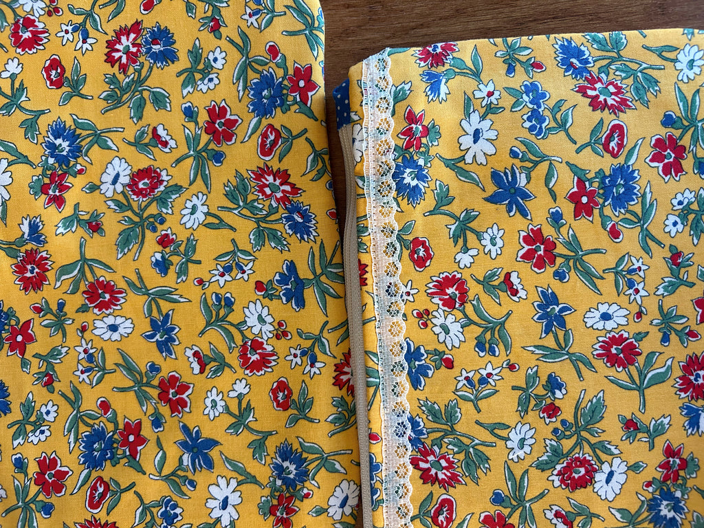 Yellow Floral & Blue polka dot zipper pouch